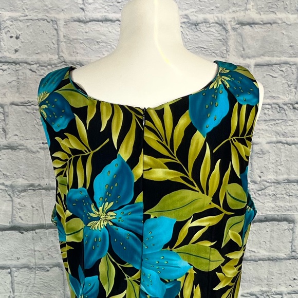 WHITE STAG Dress - Picture 2 of 7